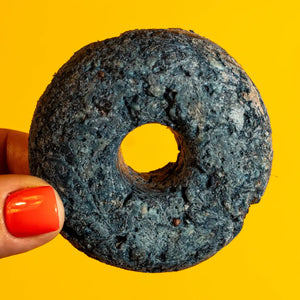Pet Birthday | Golden Nibbles Duck & Spirulina Freeze Dried Donut
