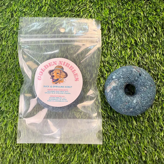 Pet Birthday | Golden Nibbles Duck & Spirulina Freeze Dried Donut
