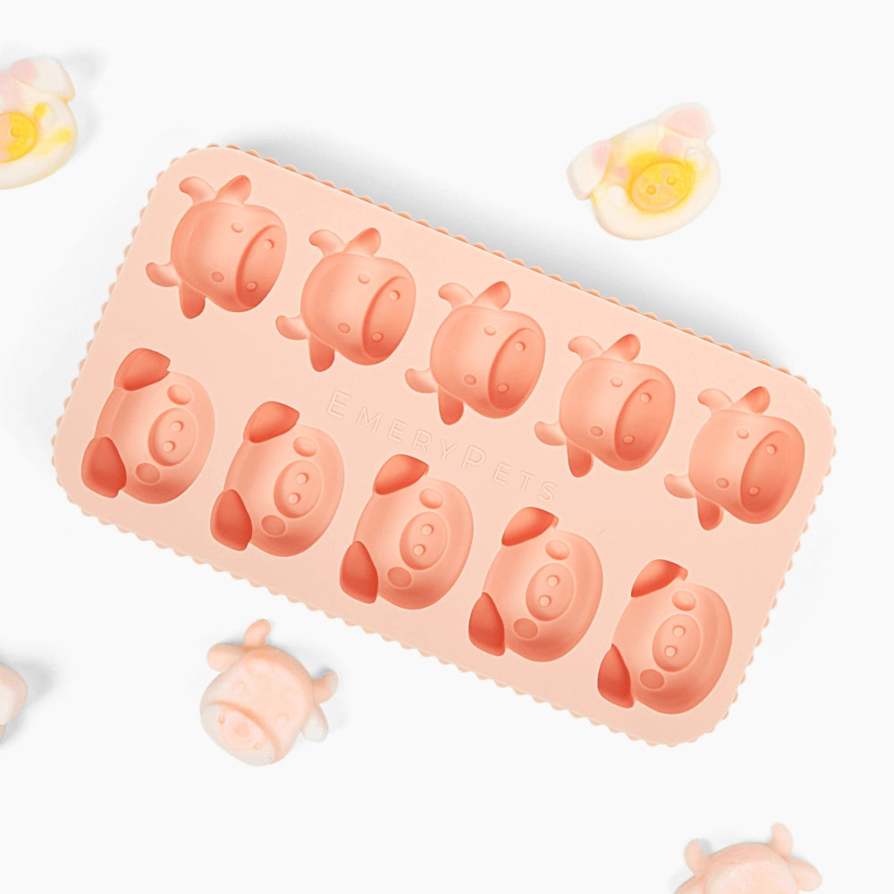 Pet Pawcuterie Accessory | Emery Pets Pig + Cow Treat Mold