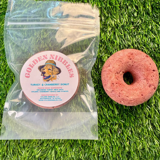 Pet Birthday | Golden Nibbles Turkey & Cranberry Freeze Dried Donut
