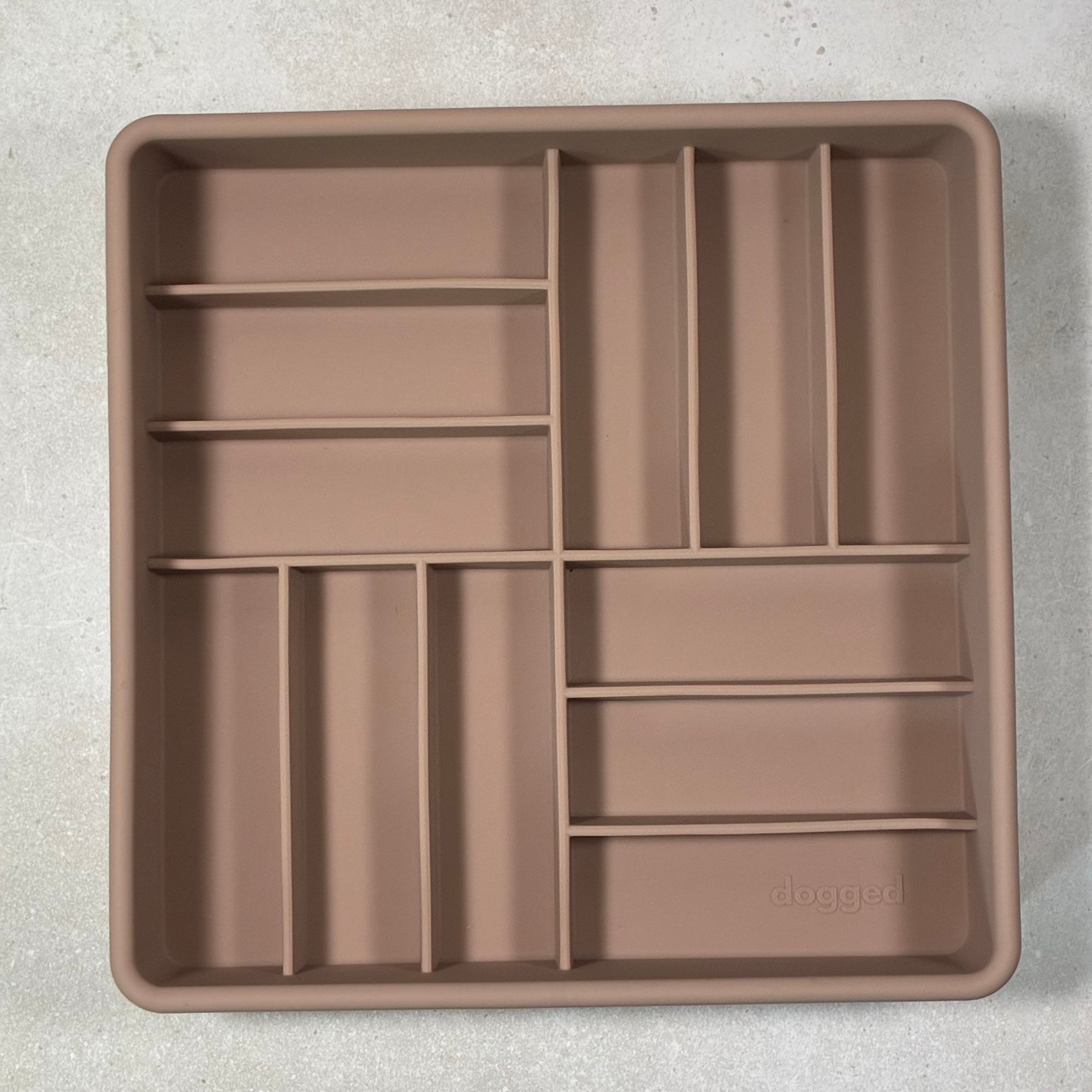 Pet Pawcuterie Board | 3-in-1 Parquet Slow Feeder Bowl