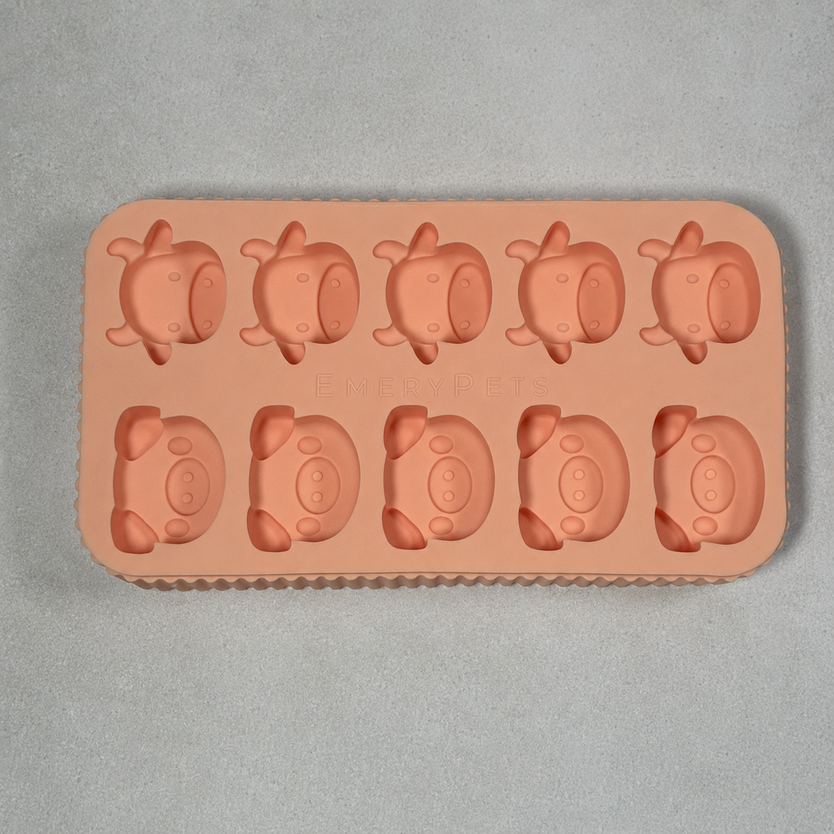 Pet Pawcuterie Accessory | Emery Pets Pig + Cow Treat Mold